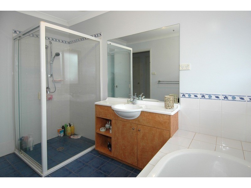 19 Reed Park Place, Horsley NSW 2530