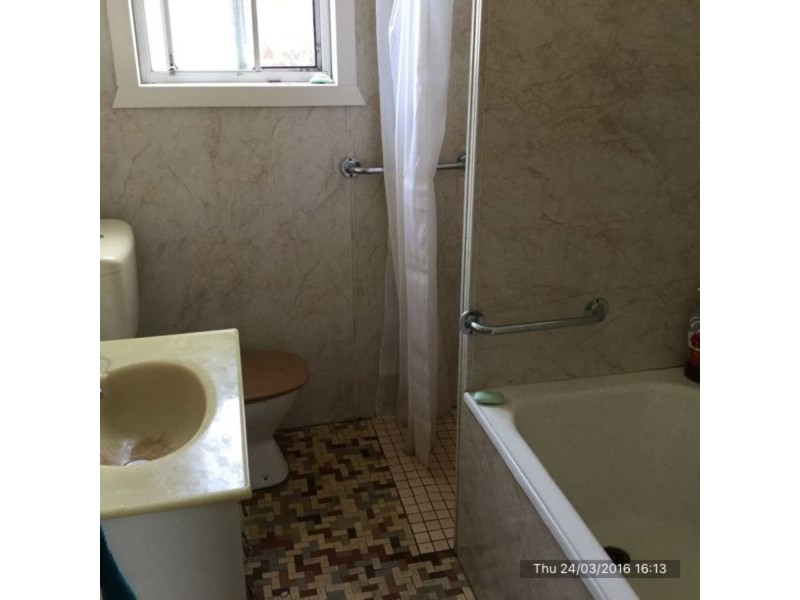 65 Dobbie Avenue, East Corrimal NSW 2518