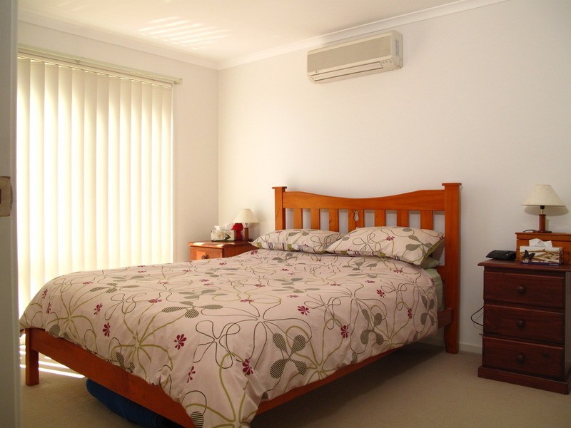 8 Glenwood Grove, Horsley NSW 2530