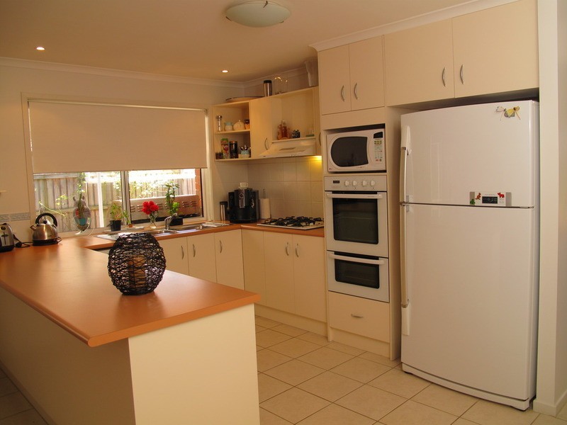 8 Glenwood Grove, Horsley NSW 2530