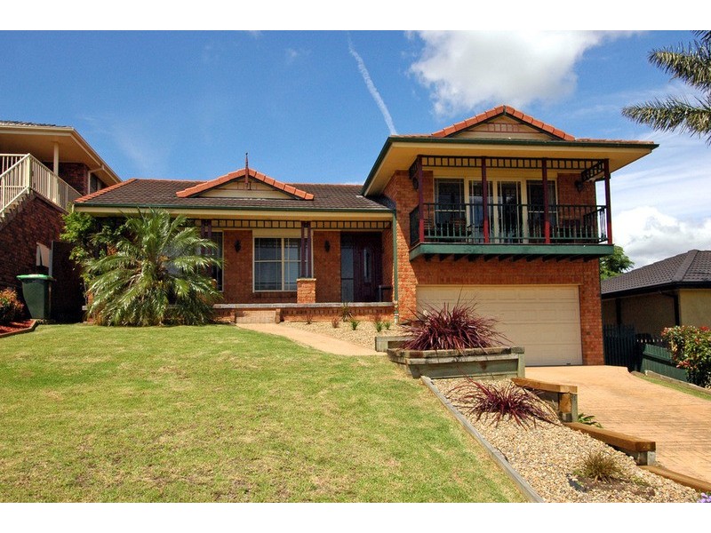 10 Scenic Crescent, Albion Park NSW 2527