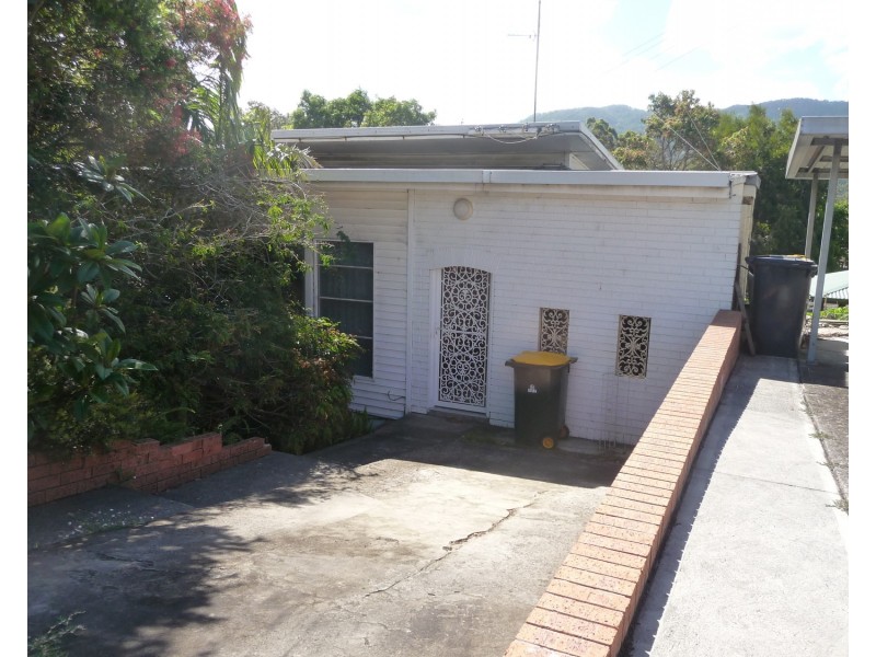 22 Pooraka Avenue, West Wollongong NSW 2500