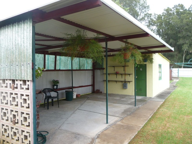 6 Windang Road, Primbee NSW 2502