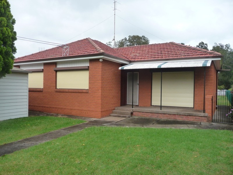 6 Windang Road, Primbee NSW 2502