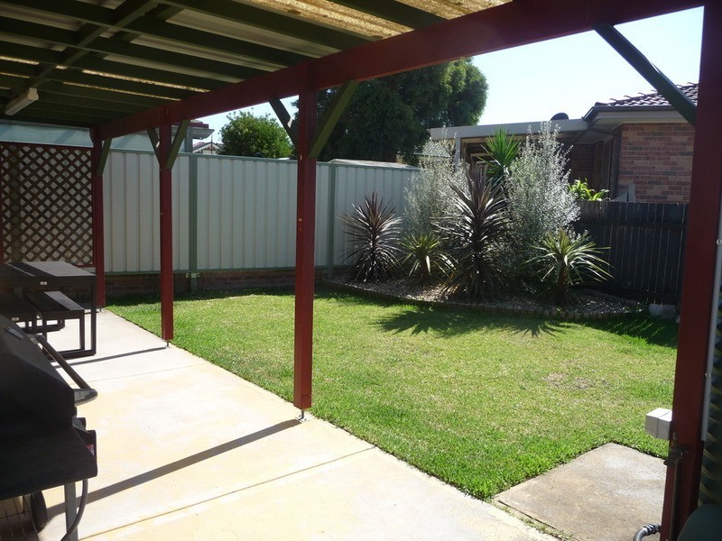 5 Yeldah Drive, Horsley NSW 2530