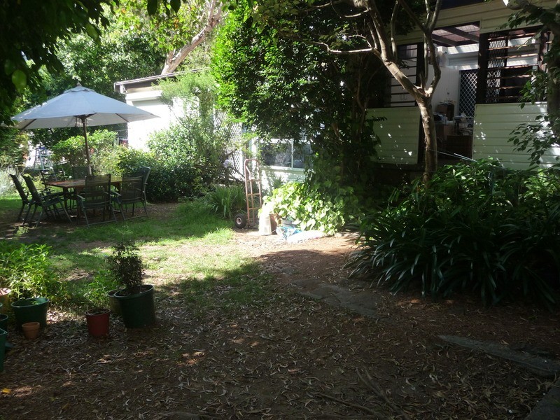 22 Pooraka Avenue, West Wollongong NSW 2500