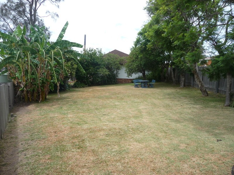 42 Hixson Street, Port Kembla NSW 2505