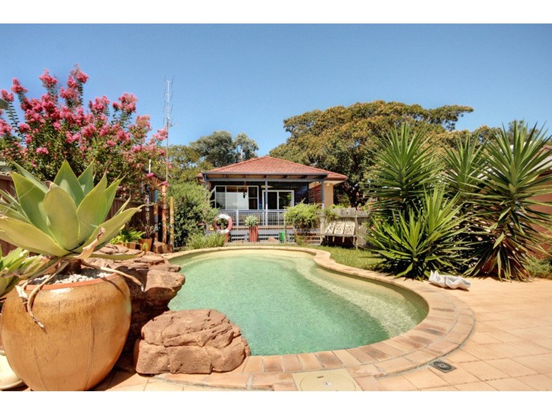 182 Lakeview Parade, Primbee NSW 2502