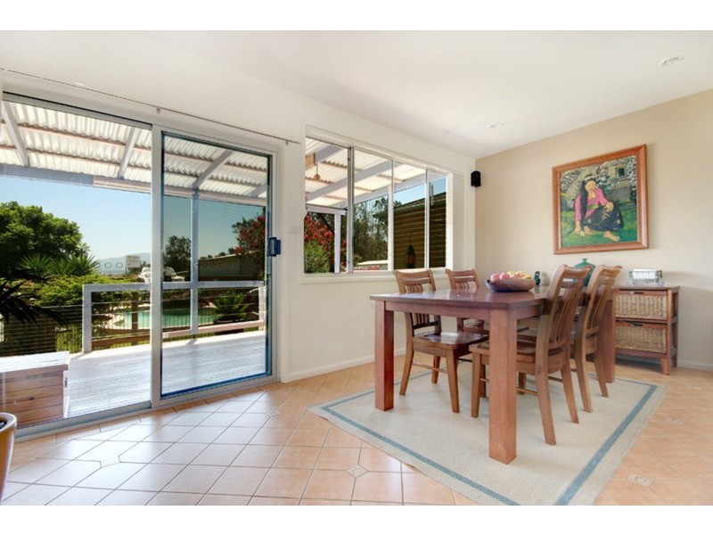 182 Lakeview Parade, Primbee NSW 2502