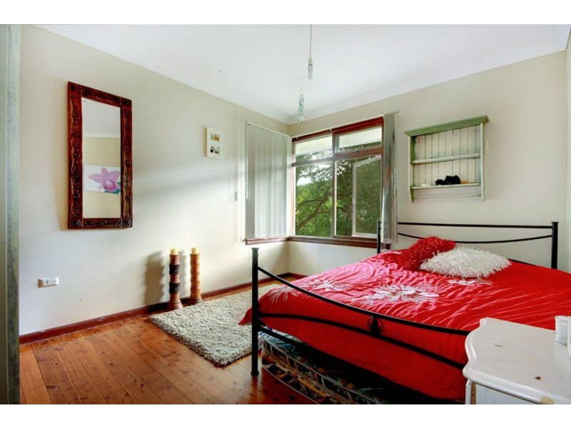 6 Wilford Street, Corrimal NSW 2518