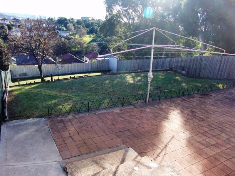 10 Gregory Avenue, Cringila NSW 2502