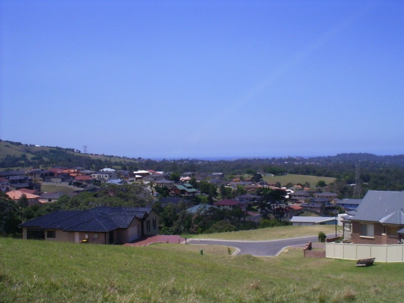 10 Northspur, Cordeaux Heights NSW 2526