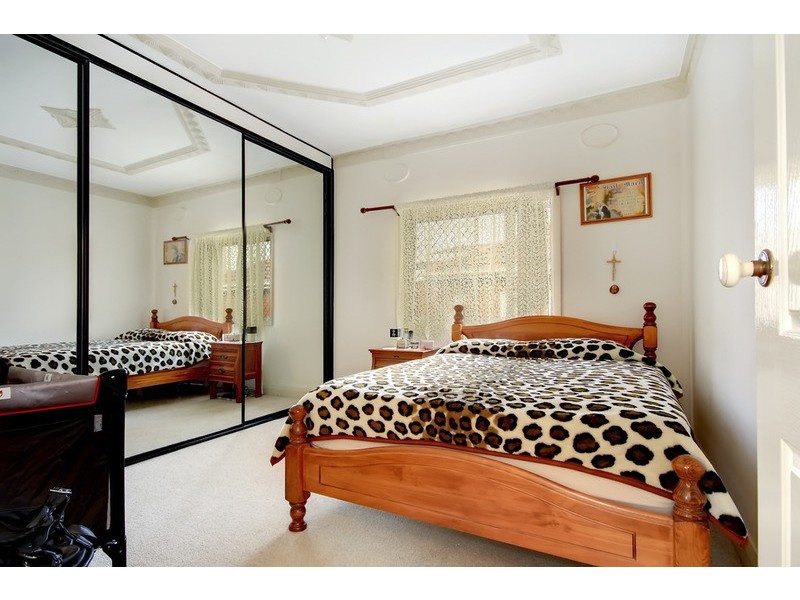 38 Collins Street, Corrimal NSW 2518