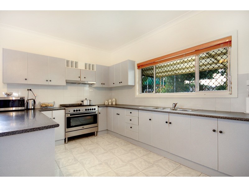 38 Collins Street, Corrimal NSW 2518