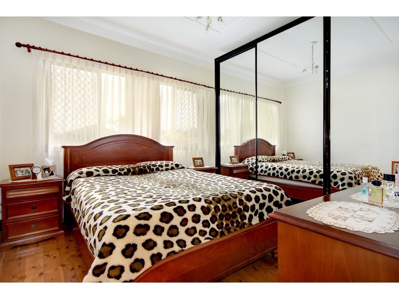 38 Collins Street, Corrimal NSW 2518