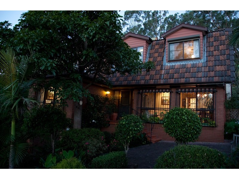 17 Bright Parade, Dapto NSW 2530