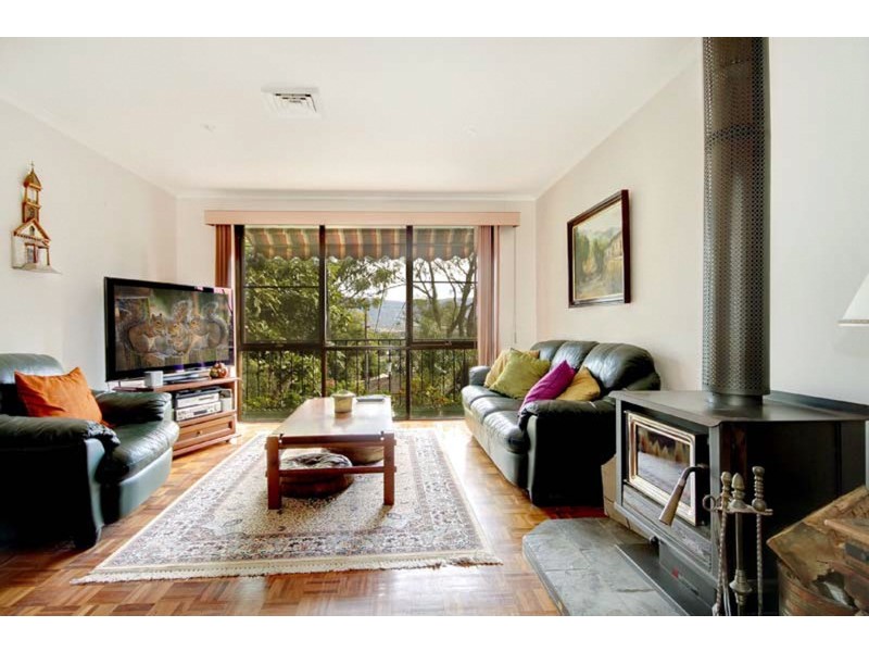 17 Bright Parade, Dapto NSW 2530