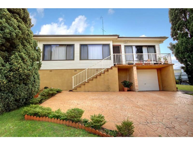 50 Mirrabooka Road, Lake Heights NSW 2502