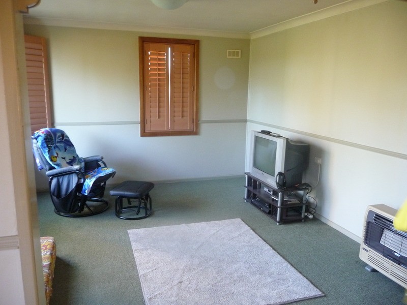 14 McCabe Street, Warilla NSW 2528