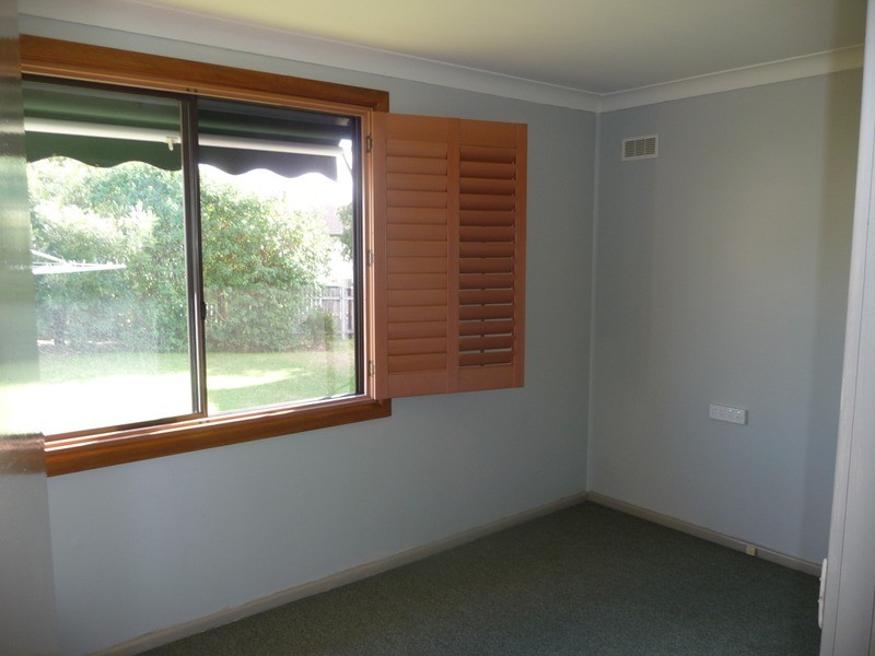 14 McCabe Street, Warilla NSW 2528