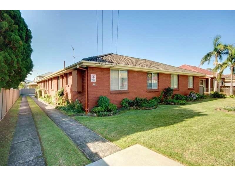 3/10 Railway Street, Corrimal NSW 2518