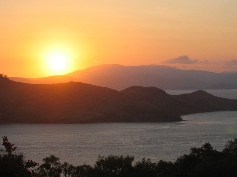 Oasis 1/1-2 Flametree Grove, Hamilton Island QLD 4803