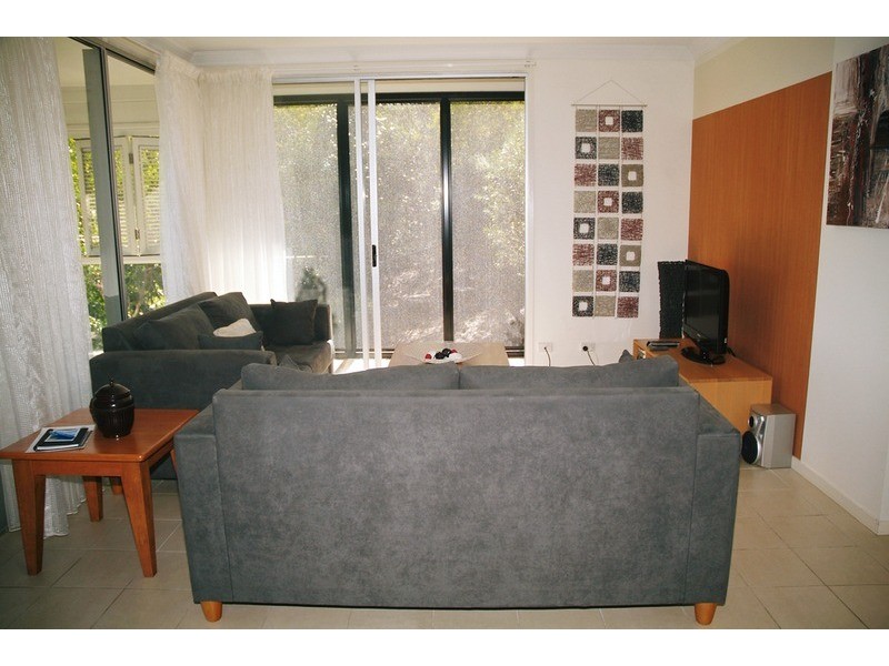 Oasis 1/1-2 Flametree Grove, Hamilton Island QLD 4803