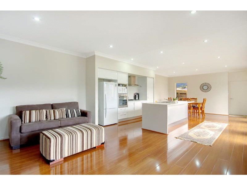 7 Curramore Road, Tullimbar NSW 2527