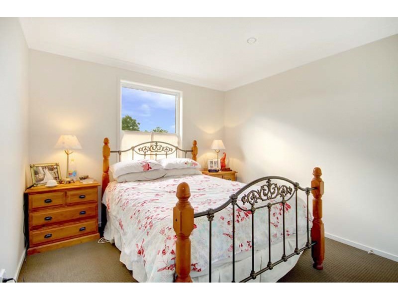 7 Curramore Road, Tullimbar NSW 2527