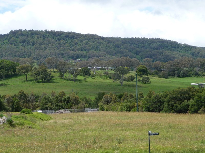 11 Jerrara Street, Tullimbar NSW 2527