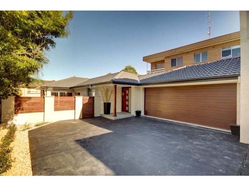 6 Gray Street, Woonona NSW 2517