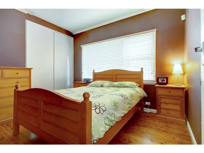 21 Stanley Avenue, Farmborough Heights NSW 2526