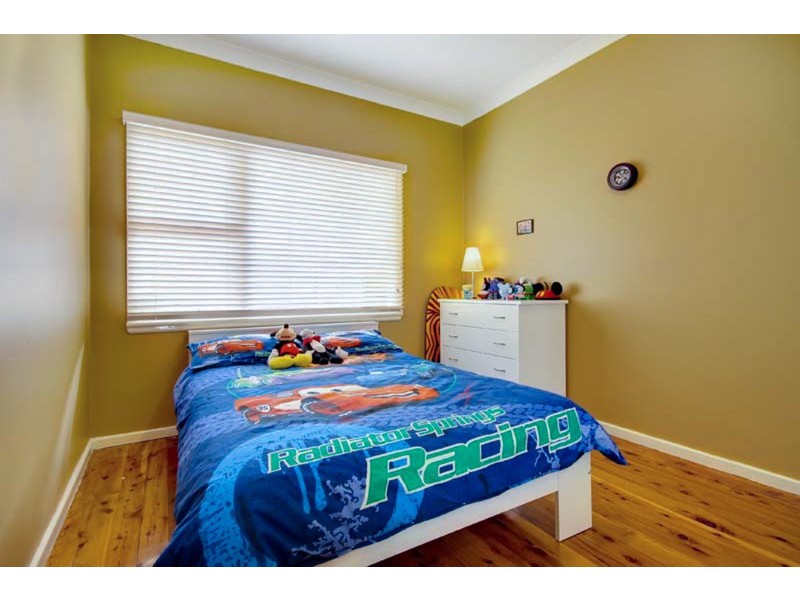 21 Stanley Avenue, Farmborough Heights NSW 2526