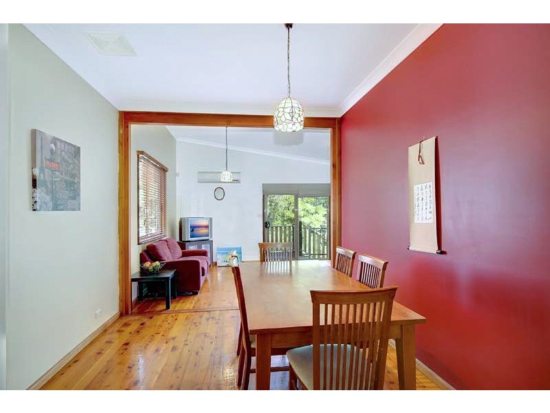 21 Stanley Avenue, Farmborough Heights NSW 2526