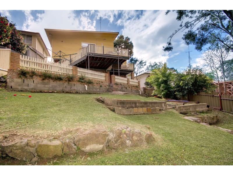 21 Stanley Avenue, Farmborough Heights NSW 2526