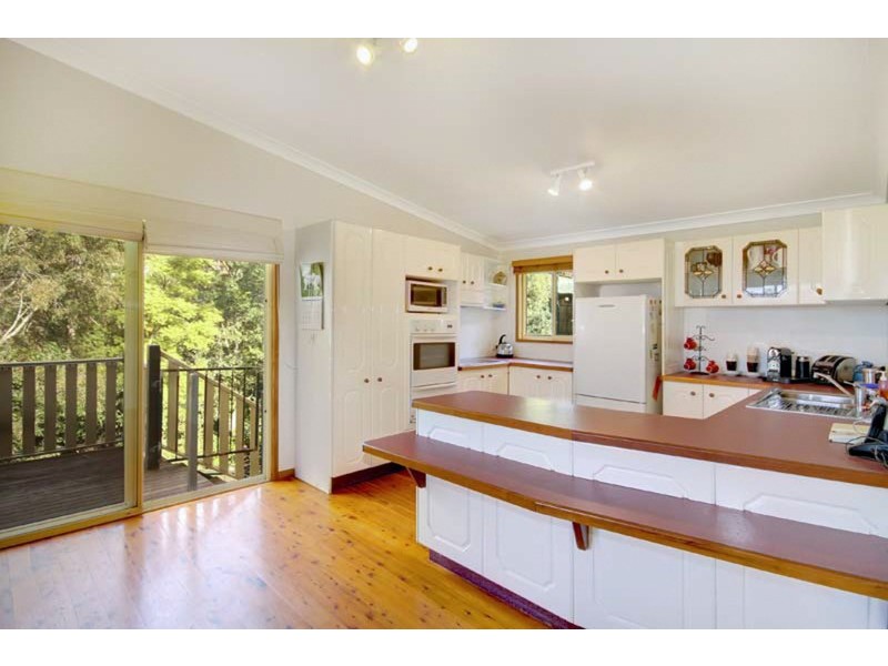 21 Stanley Avenue, Farmborough Heights NSW 2526