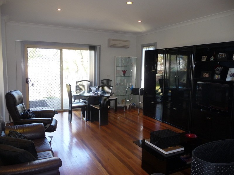 1A Chapman Street, Unanderra NSW 2526