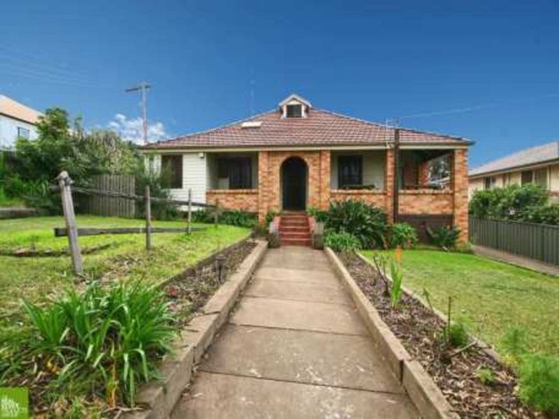 4/38 Bridge Street, Coniston NSW 2500