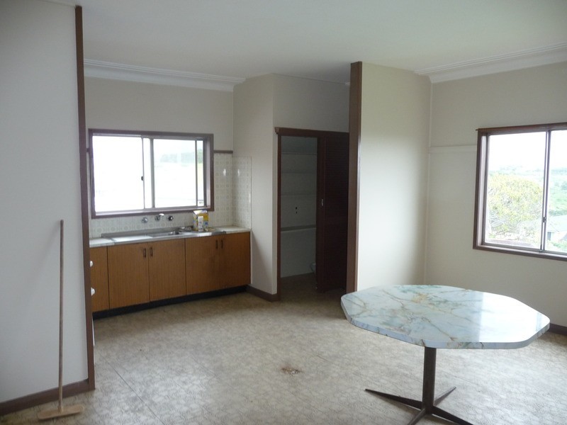 1 & 2/250 Flagstaff Road, Lake Heights NSW 2502