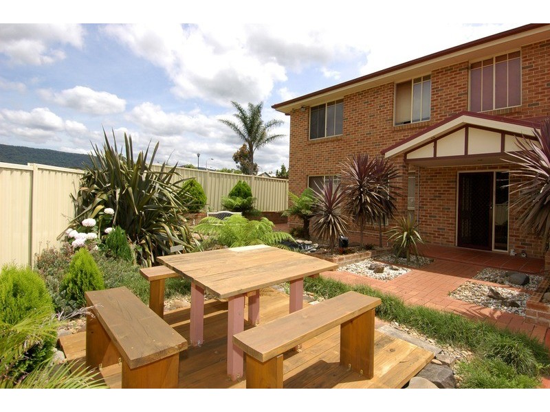 19 Reed Park Place, Horsley NSW 2530