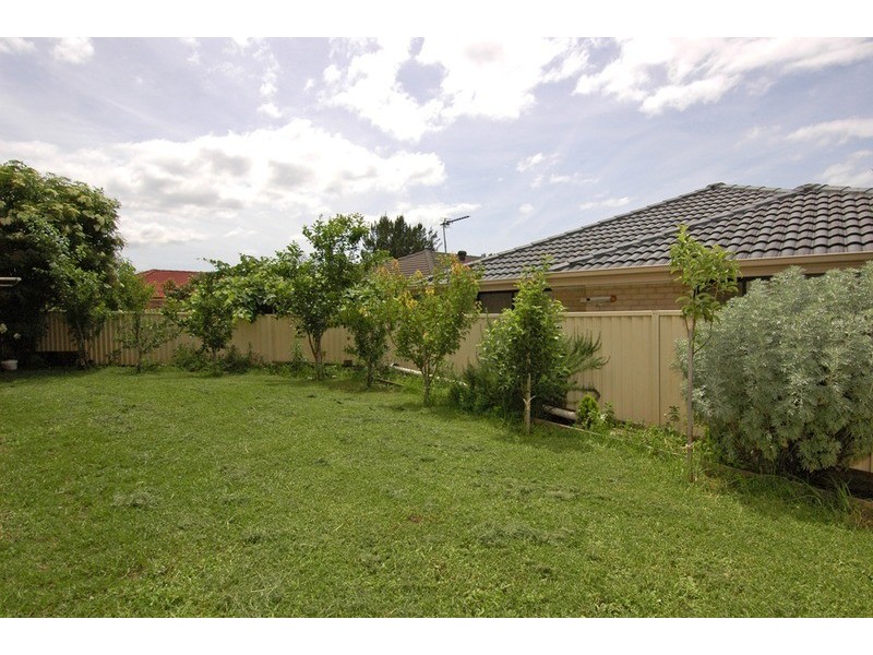 19 Reed Park Place, Horsley NSW 2530