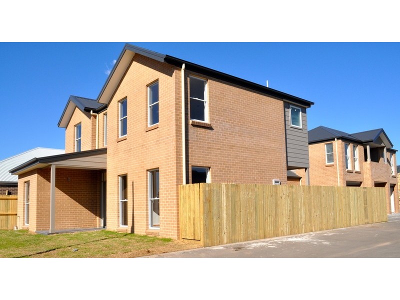 11a Jerrara Street, Tullimbar NSW 2527