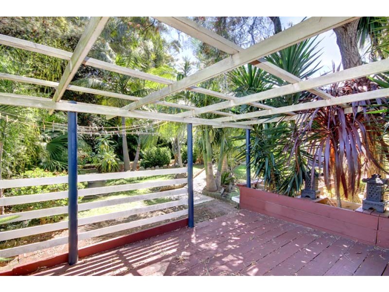 87 Heaslip Street, Coniston NSW 2500