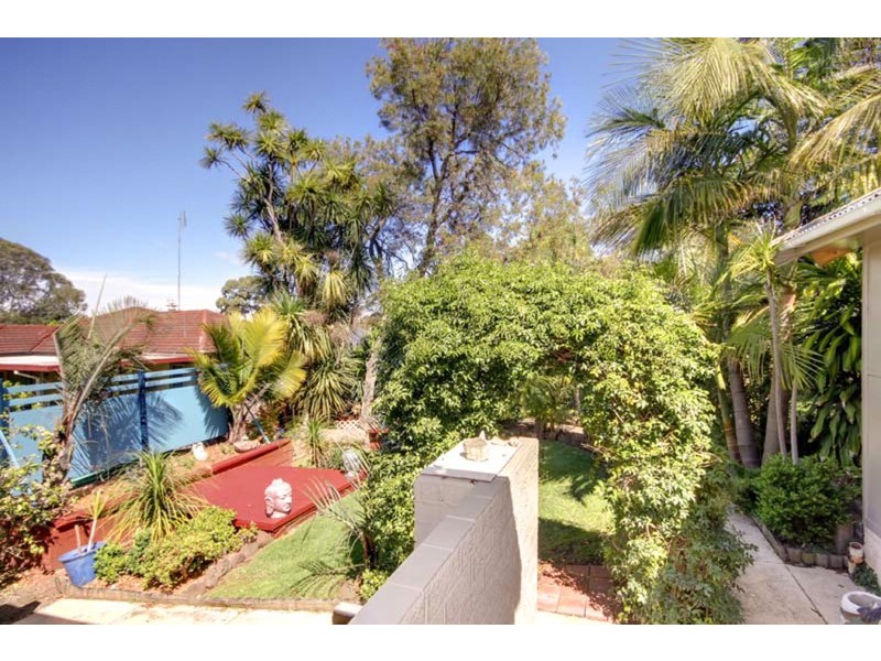 87 Heaslip Street, Coniston NSW 2500