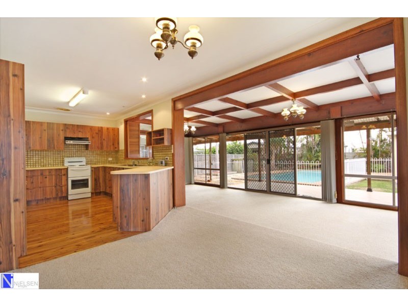 16 Oakland  Avenue, Windang NSW 2528