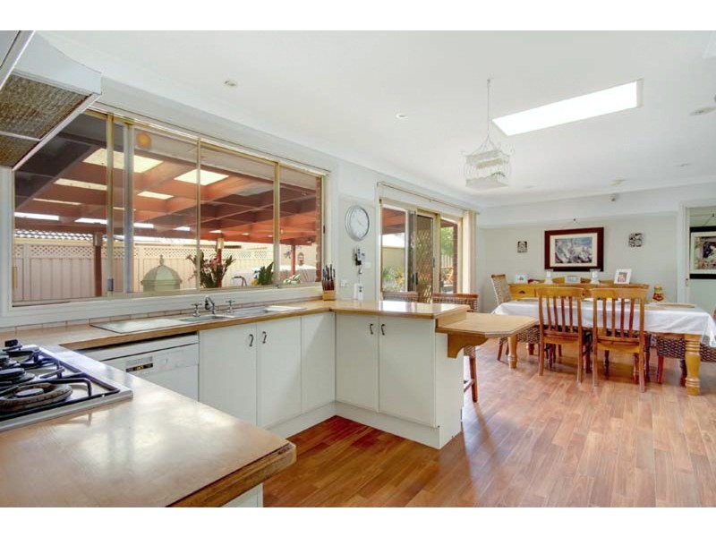 9 Ribbonwood Place, Albion Park Rail NSW 2527