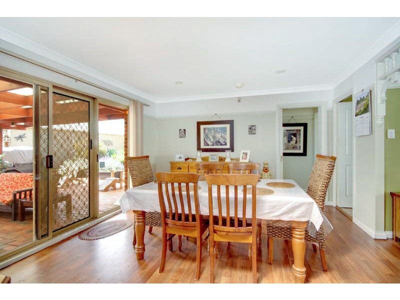 9 Ribbonwood Place, Albion Park Rail NSW 2527