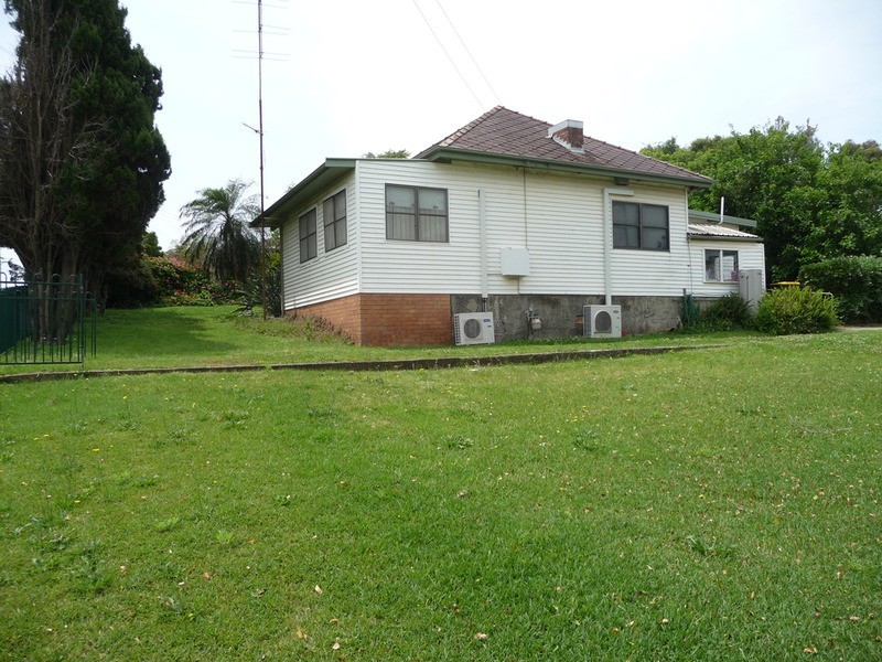 5 Overhill Road, Primbee NSW 2502