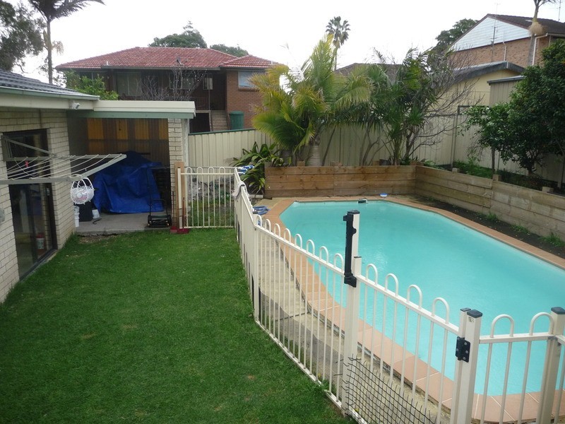 130 Cuthbert Drive, Mount Warrigal NSW 2528