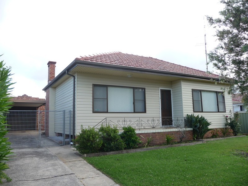 9 Tamblin Street, Fairy Meadow NSW 2519